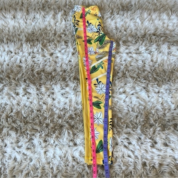ZYIA Active Light N Tight Floral Hi Rise Leggings Limited Edition - Picture 8 of 9